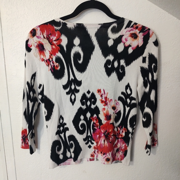 White House Black Market Black and White Cardigan with Pink Floral Design - Picture 3 of 12